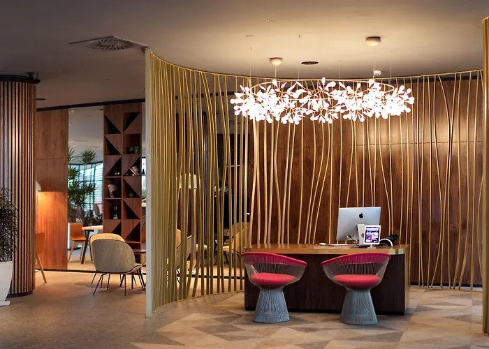 Hotel Sir Anthony 5*