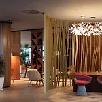 Sir Anthony Hotel
