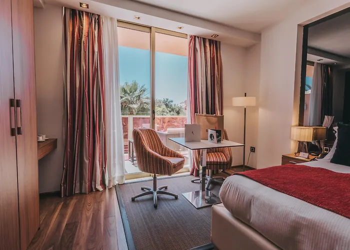 Готель Sir Anthony