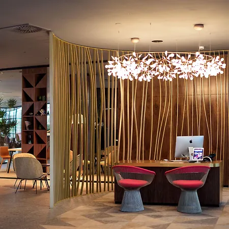 Otel Sir Anthony 5*
