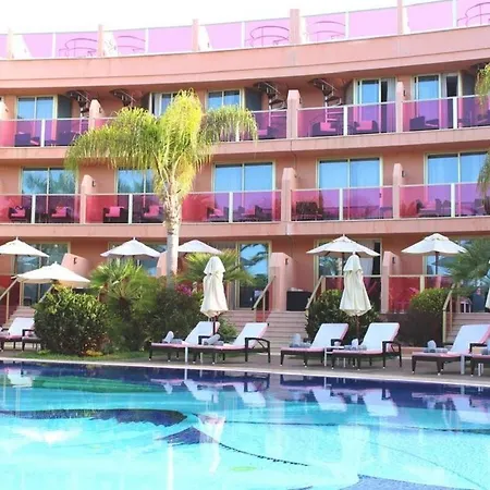 Otel Sir Anthony 5*