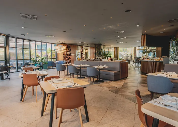 Sir Anthony Playa de las Américas