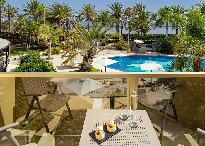 Sir Anthony Hotel 5*